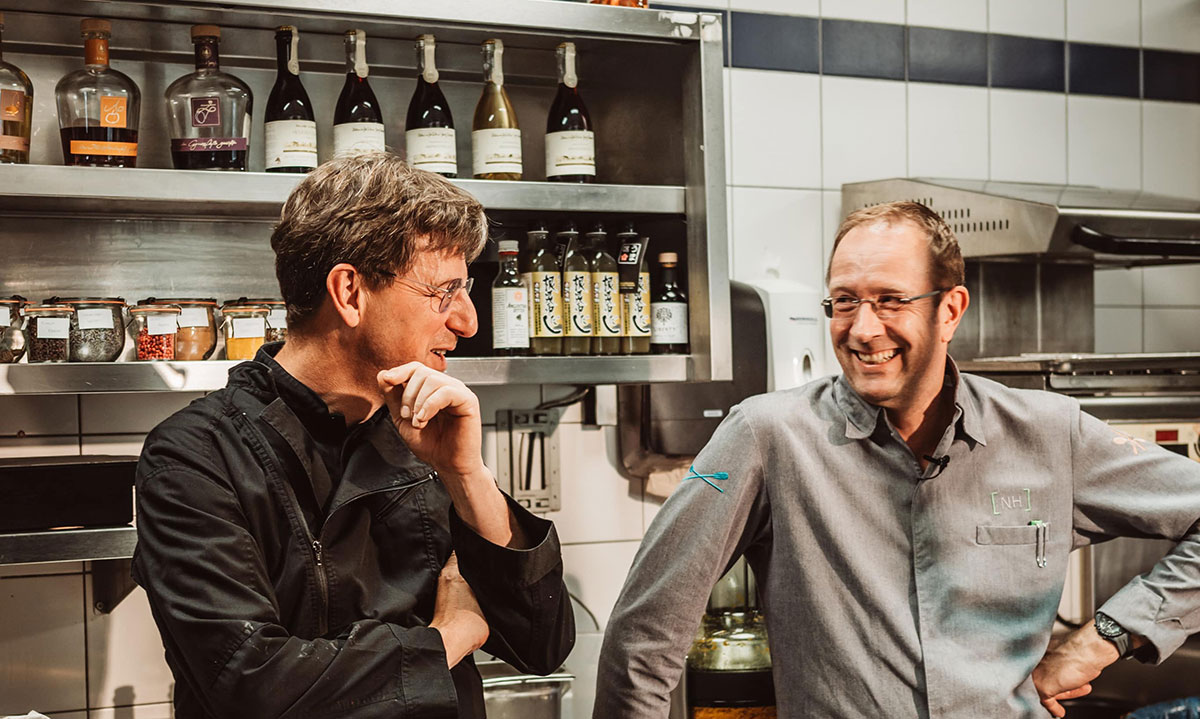 Ansätze in Töpfen in der Manufaktur